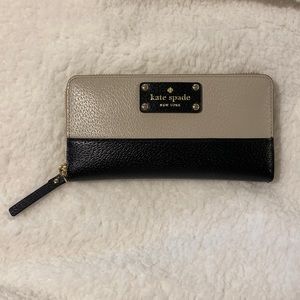 Kate Spade Zip Around Wallet